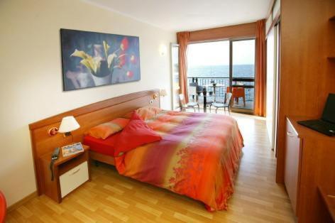 Double Room with Lake View,578346:JPEG