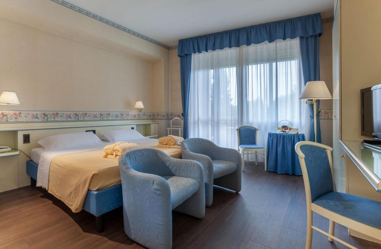 Standard Doppelzimmer mit Balkon