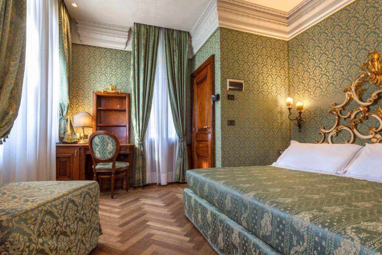 Superior Double or Twin Room Canal View