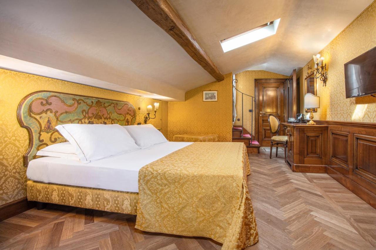Superior Double or Twin Room Terrace