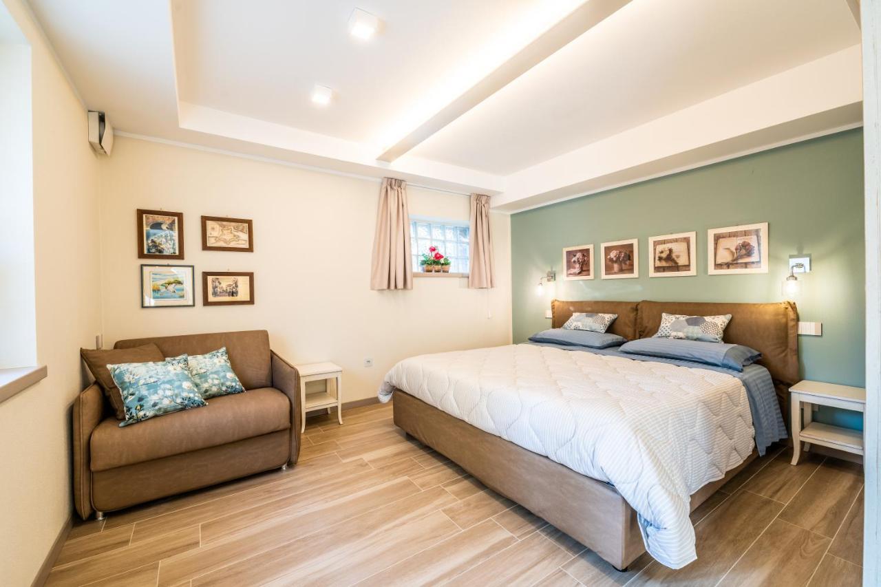 Triple Room Terrace