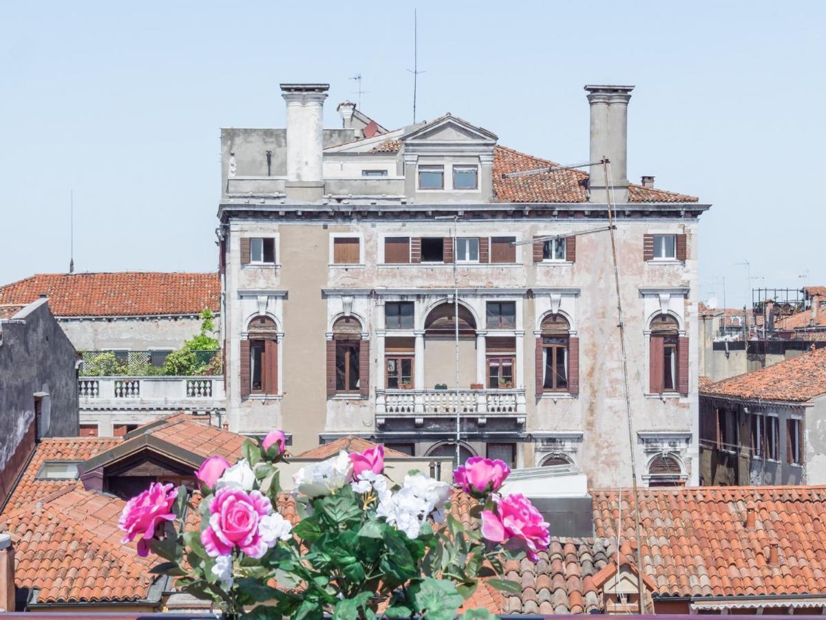 Two-Bedroom Apartment Terrace,1085053240:JPEG