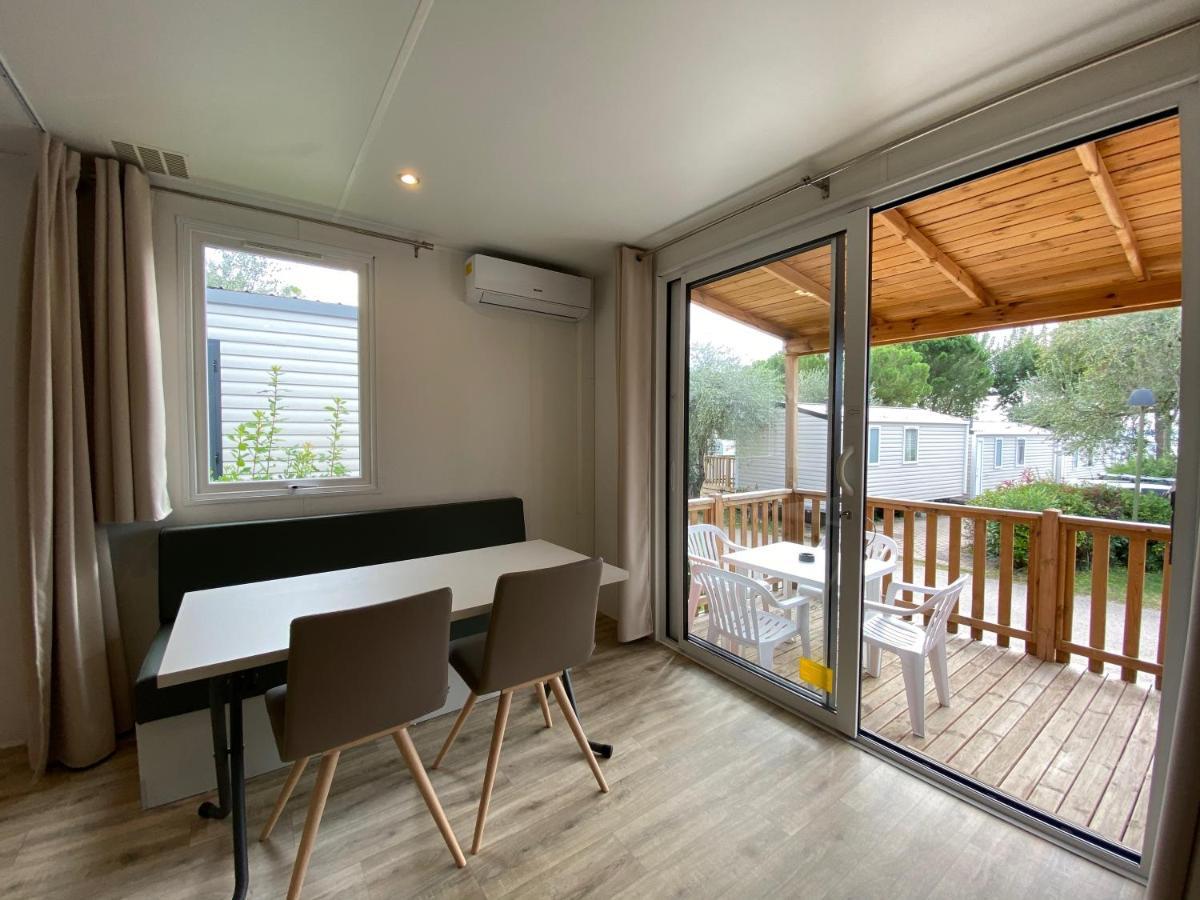 Studio Mobile Home