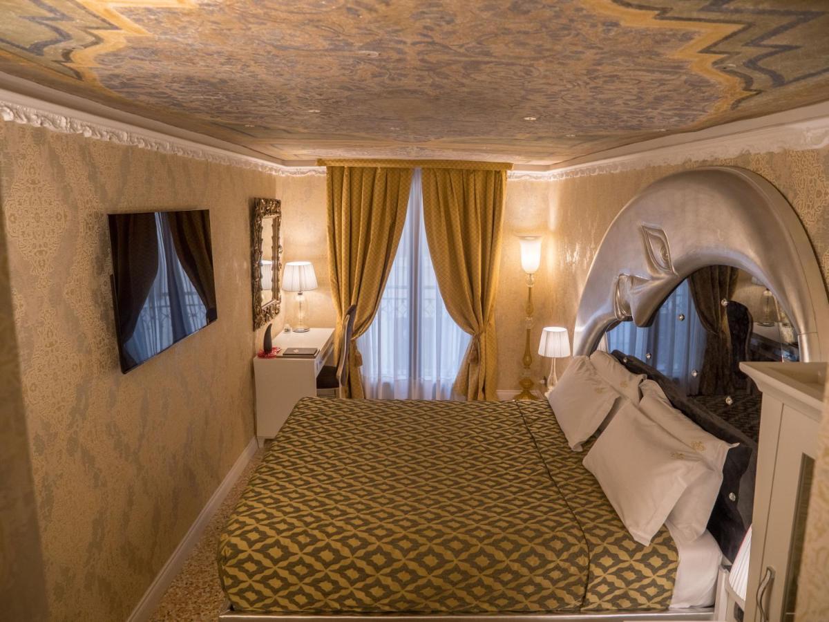 Classic King Room