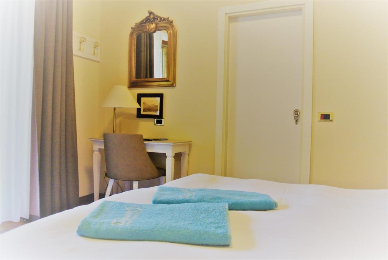 Double or Twin Room Balcony