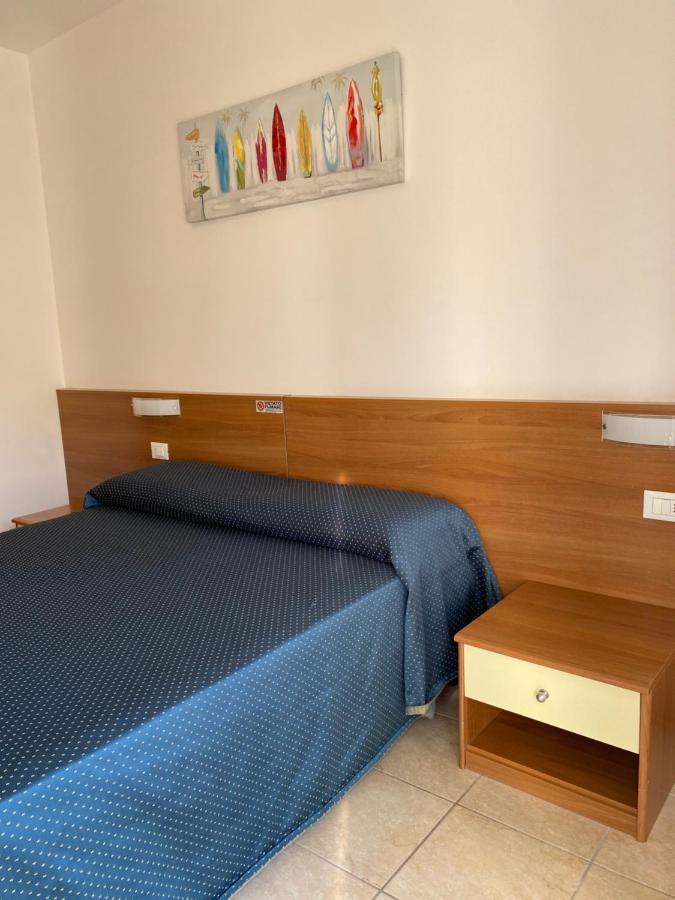 Double or Twin Room,58536103:JPEG