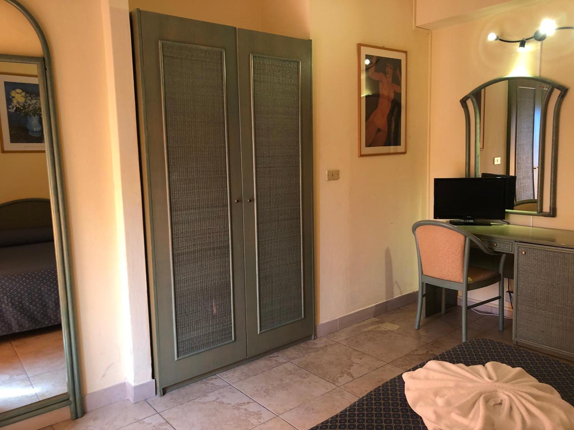 Double or Twin Room Balcony