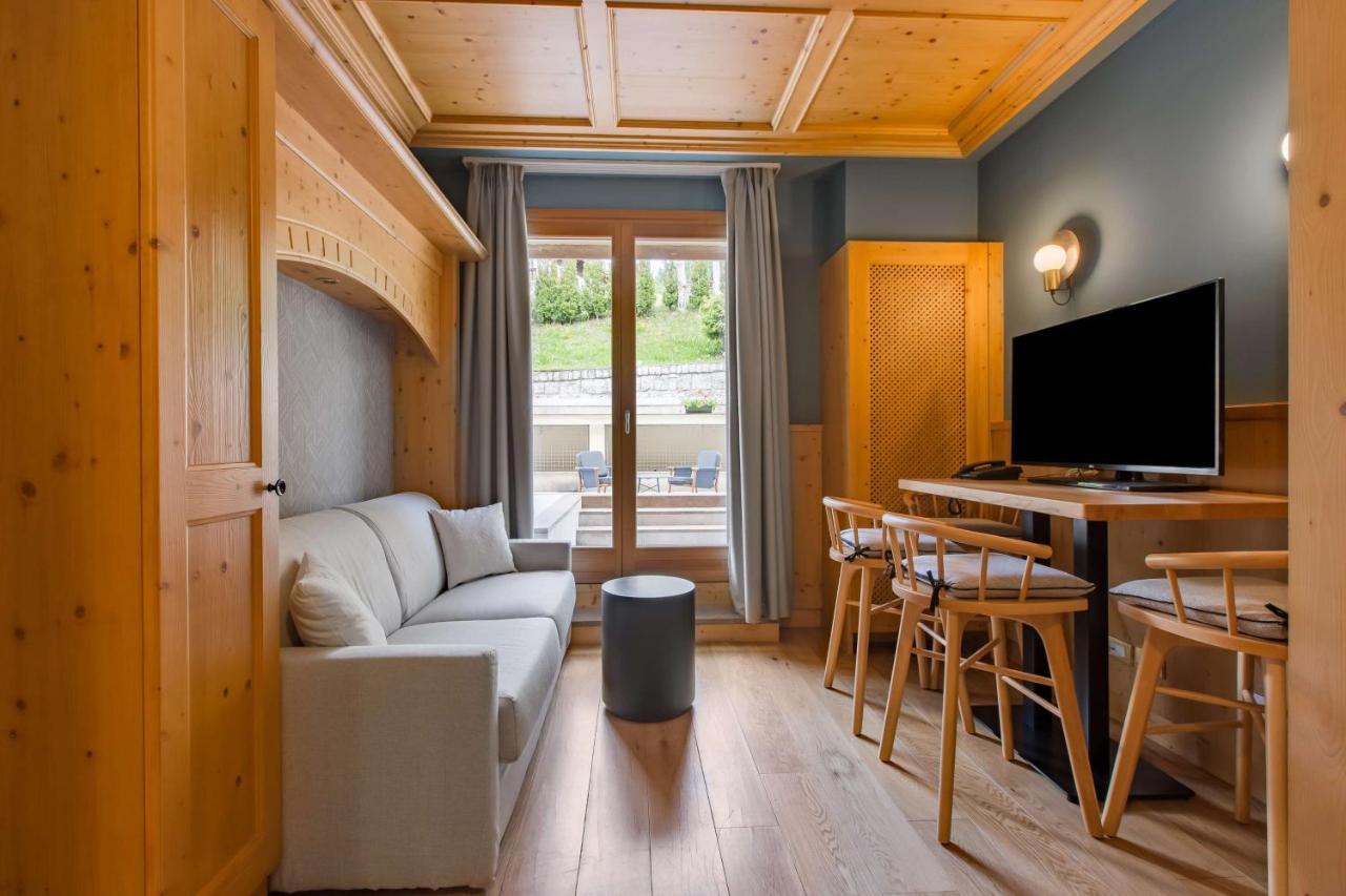 One-Bedroom Studio