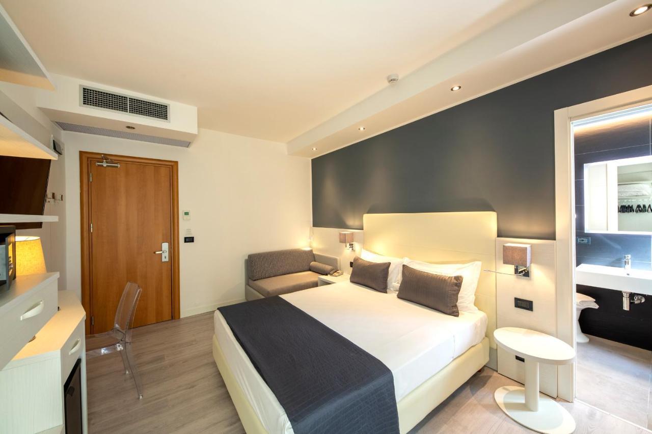 Flexible Room,1244357743:JPEG