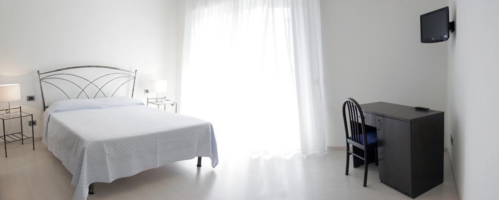 Double Room - Beach Package