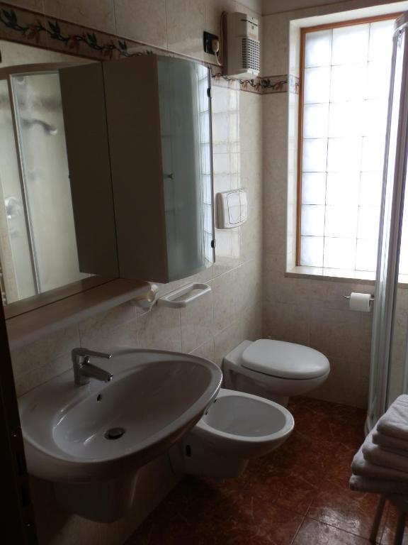 Single Room,19676732:JPEG