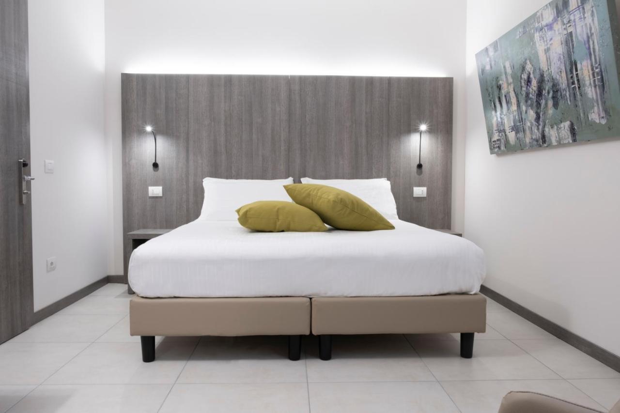 Basic Triple Room