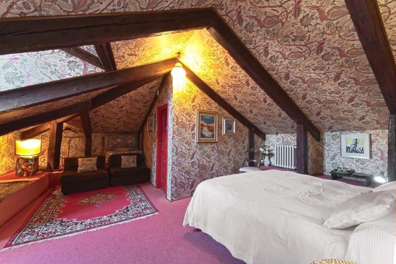 Chambre Double ou Lits Jumeaux avec Salle de Bains Privative