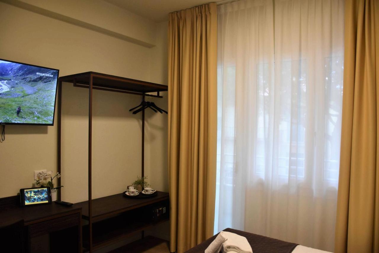 Small Single Room