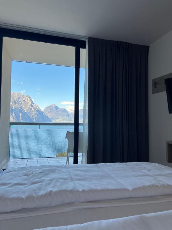 Double or Twin Room Lake View