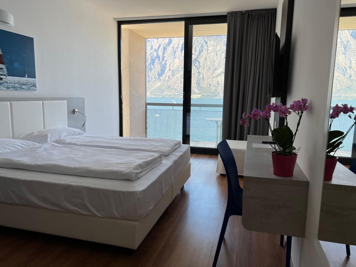 Triple Room Lake View