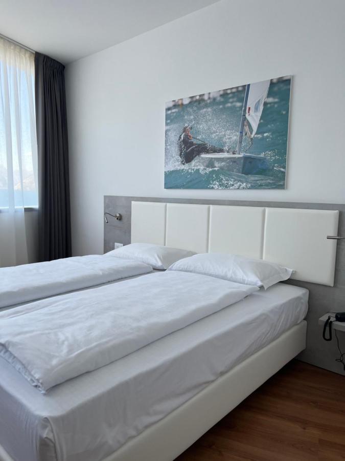 Double or Twin Room Lake View