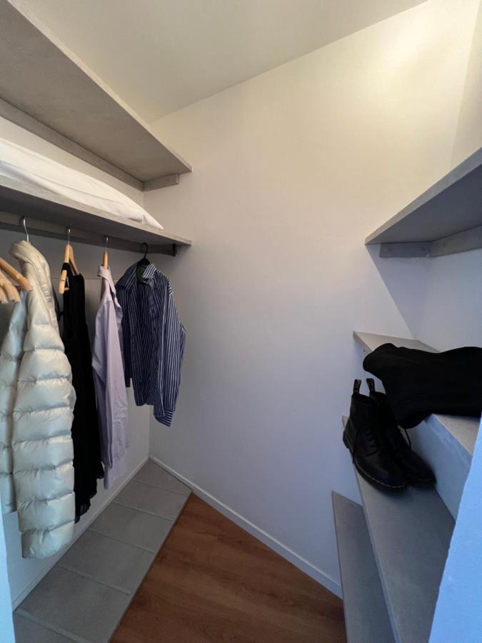 Double or Twin Room Lake View