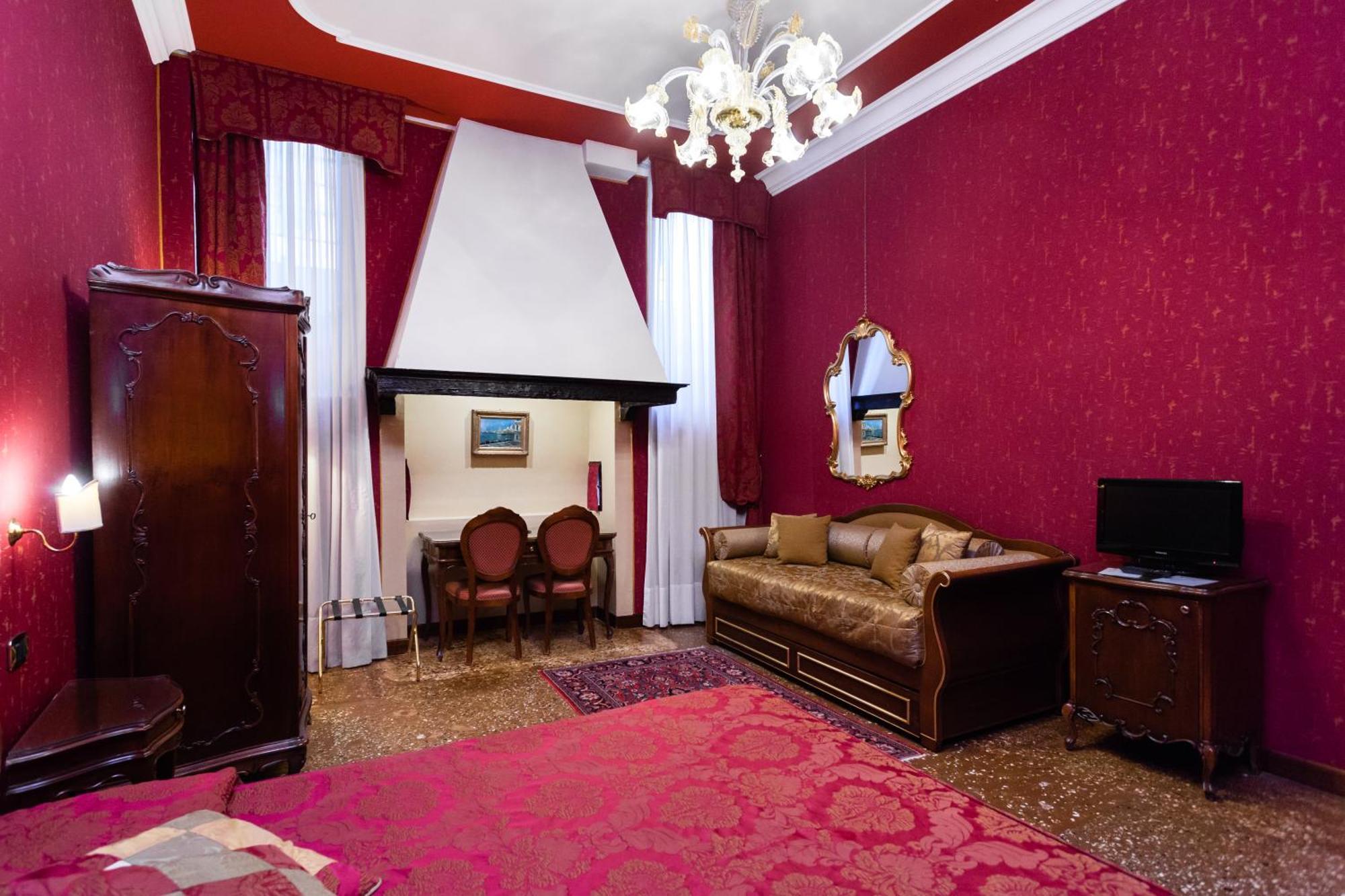 Superior Triple Room