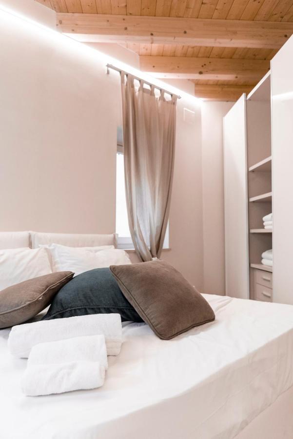 Two-Bedroom Apartment,1224576860:JPEG