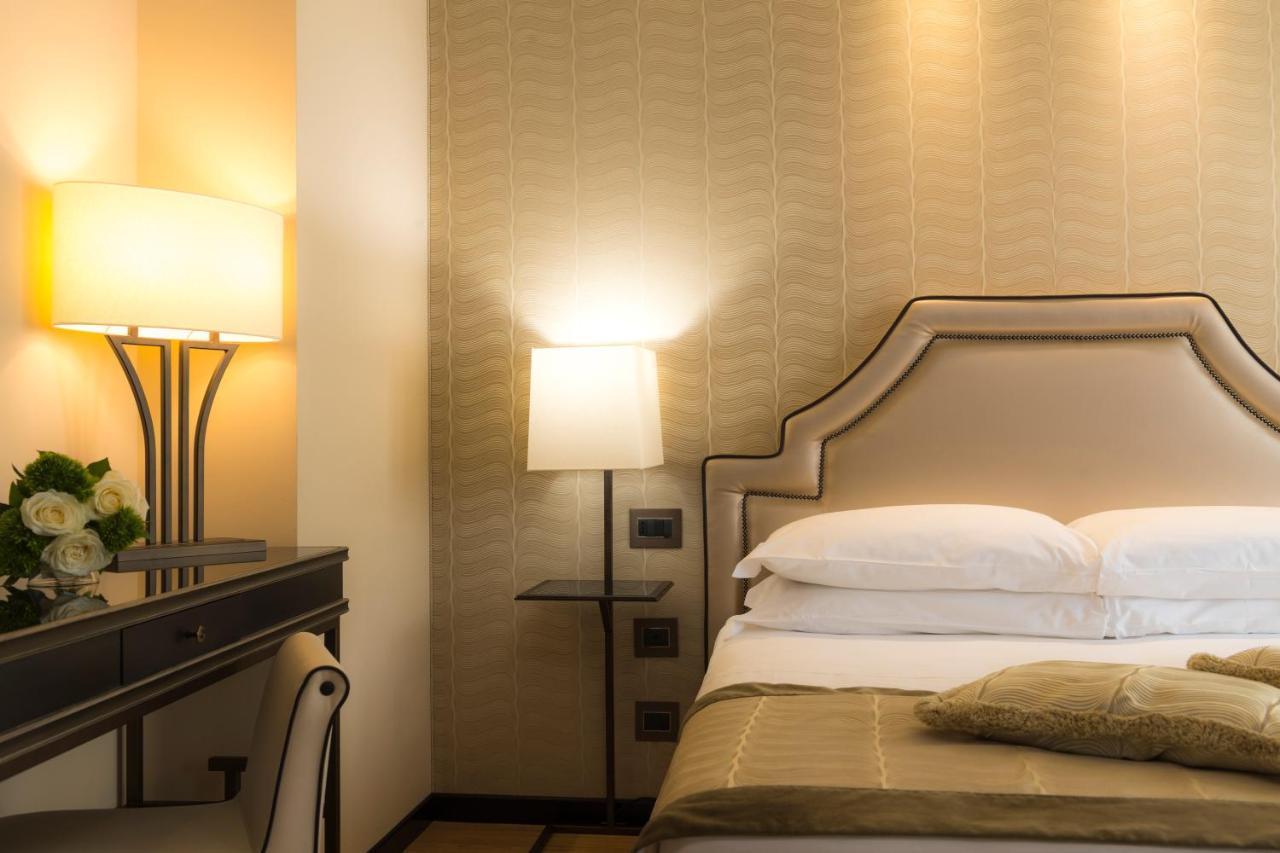 Chambre Double de Charme - Vue sur Rue