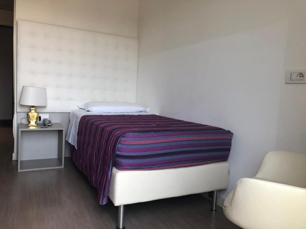 Quarto Individual Superior