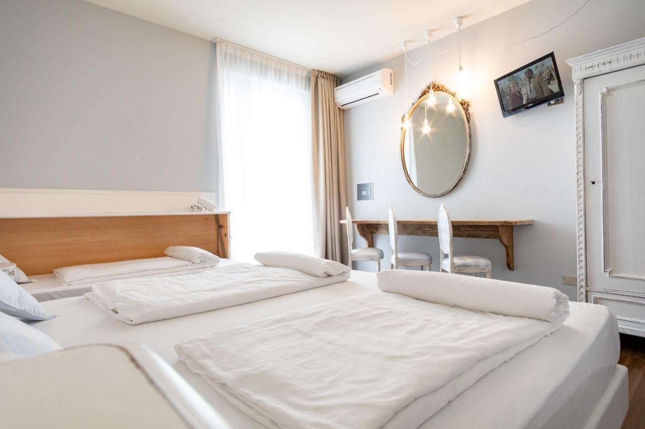 Triple Room Balcony