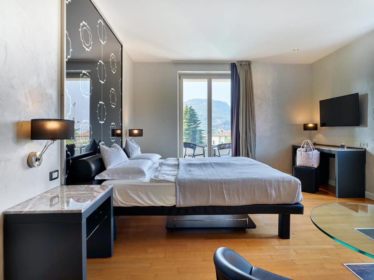 Double Room with Spa Bath,1237802917:JPEG