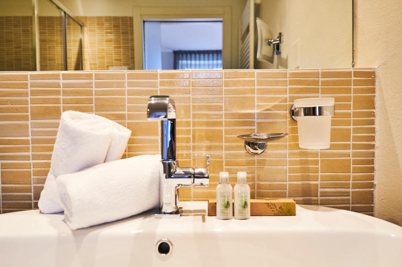 Design Superior Double Room,1400056007:JPEG