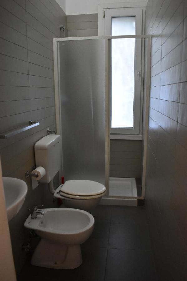 Camera Singola con Bagno in Comune