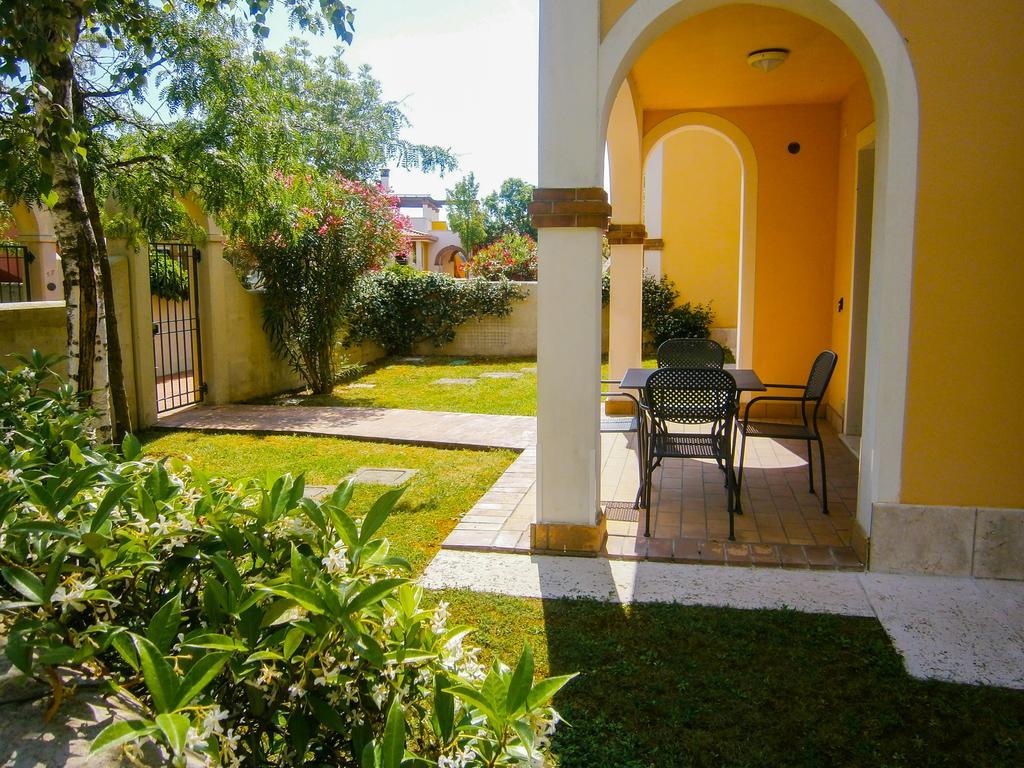 Deluxe Two-Bedroom Apartment,125877774:JPEG