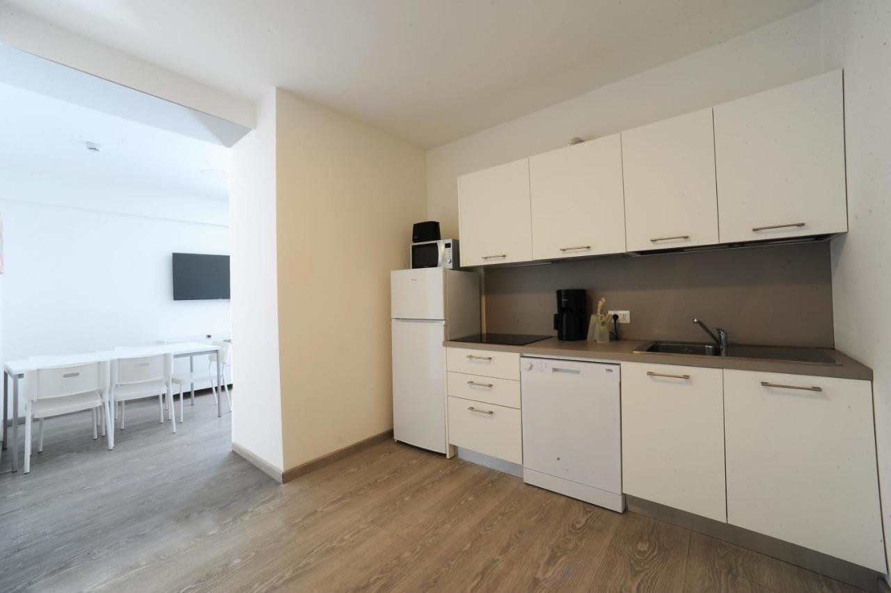 Appartamento con 2 Camere da Letto con Accesso Diretto al Giardino
