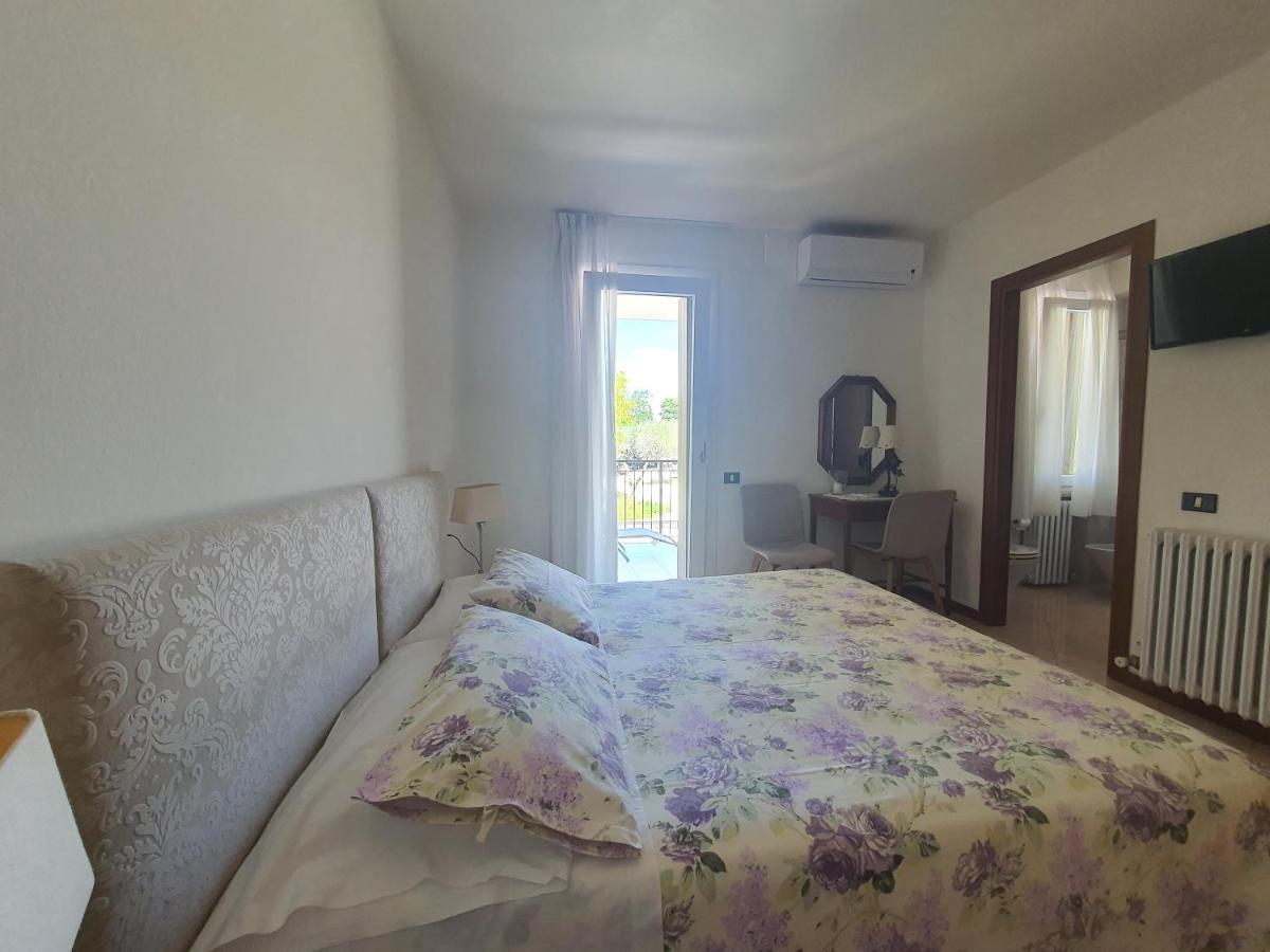 Double or Twin Room Terrace