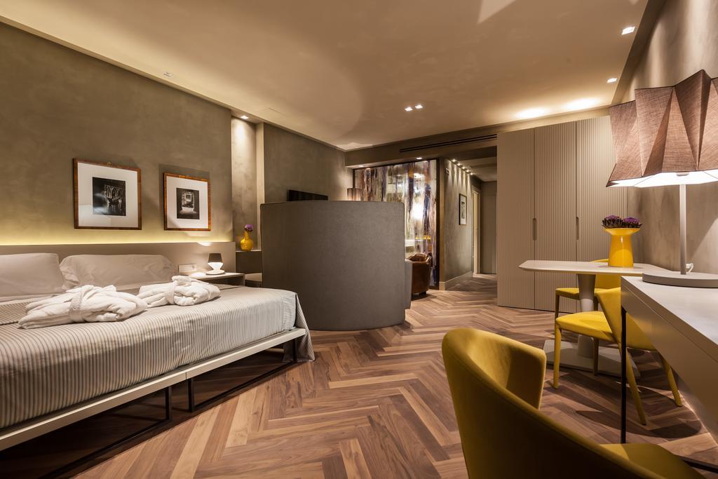 Suite Queen com Vista Jardim e Banho Turco