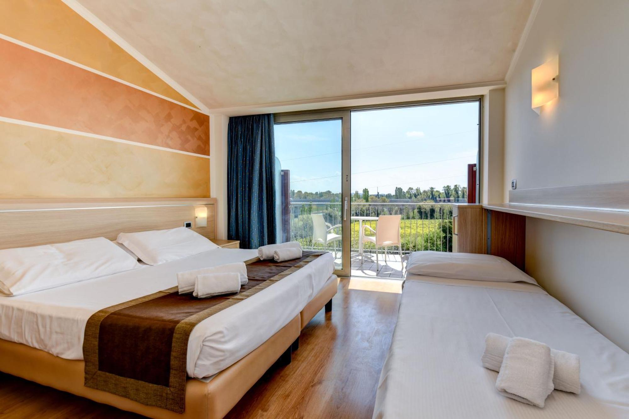 Triple Room Balcony