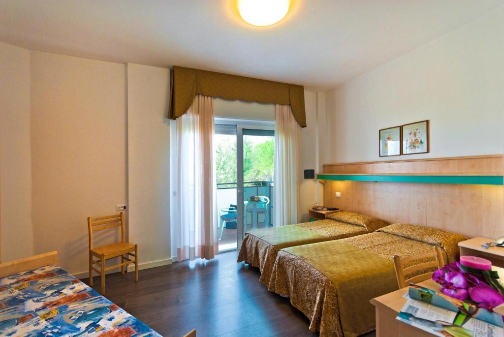 Triple Room,12883317:JPEG