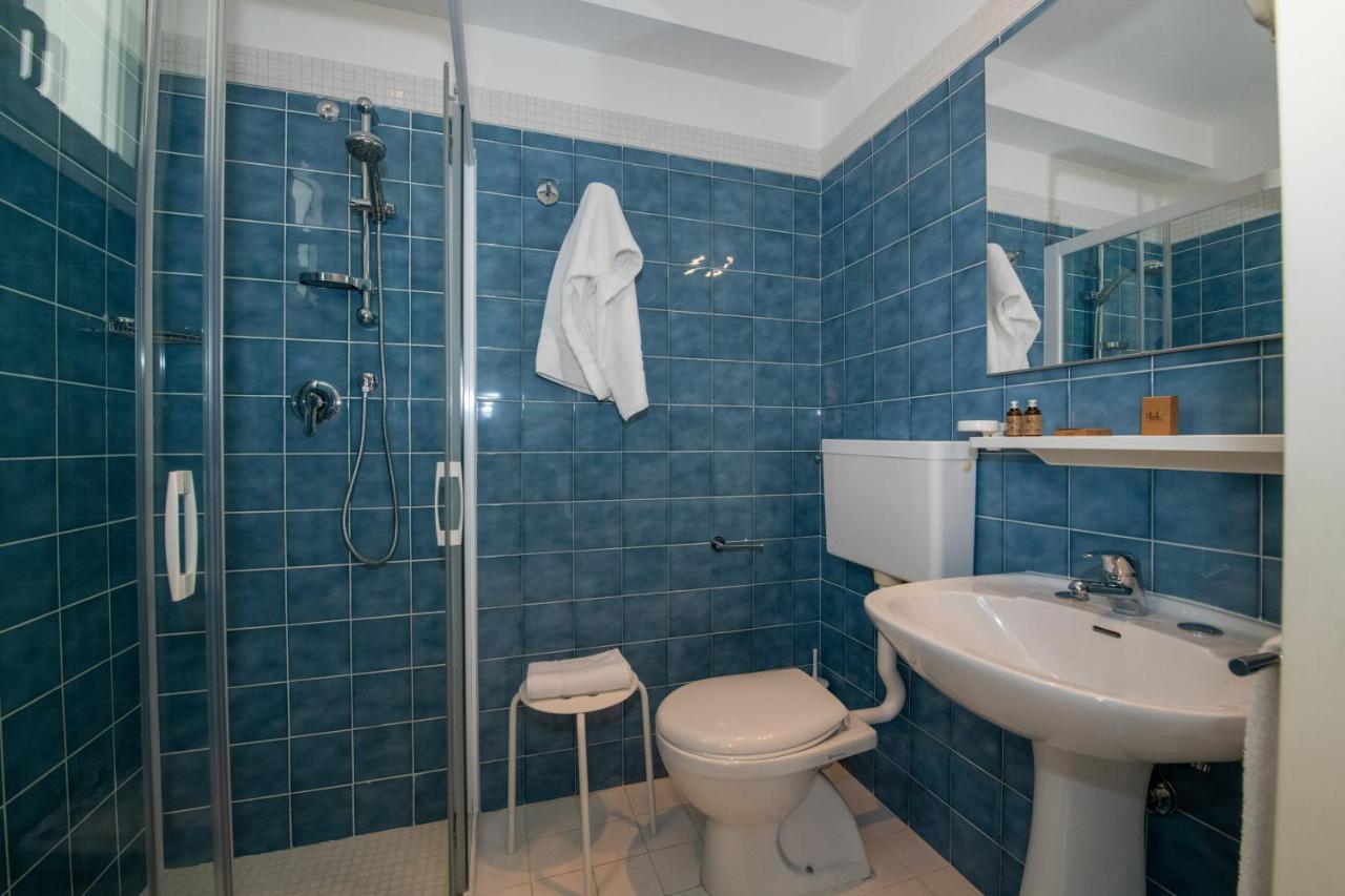 Chambre Familiale de Luxe avec Vue Frontale sur la Mer
