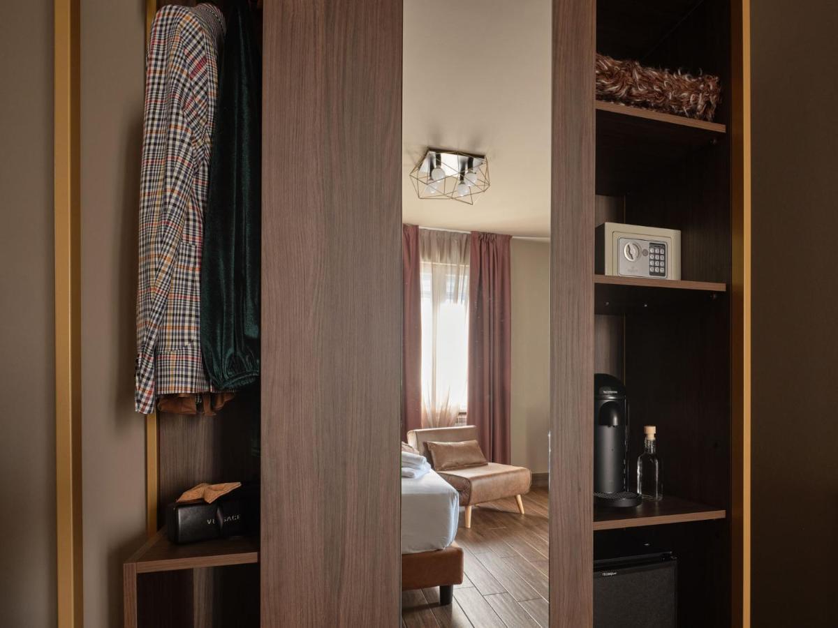 Superior King Suite