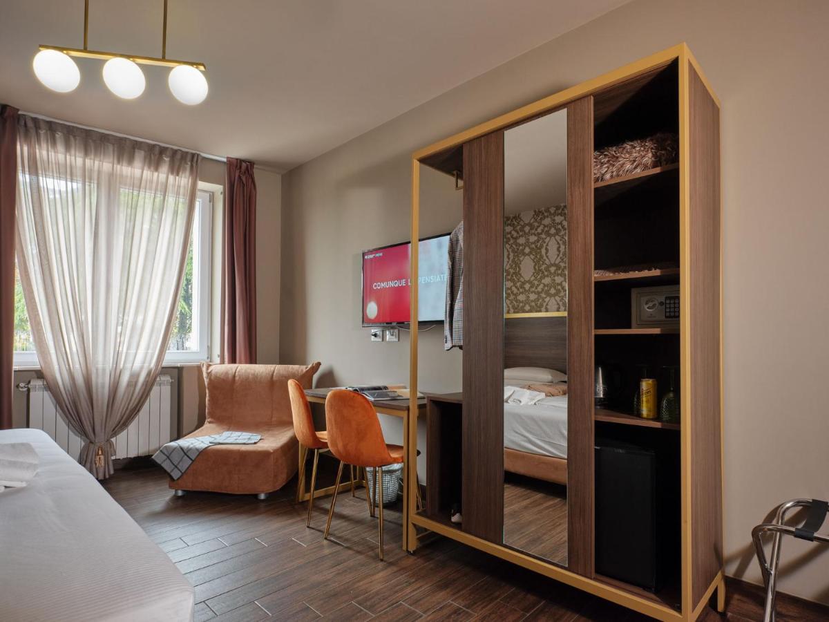Superior King Suite