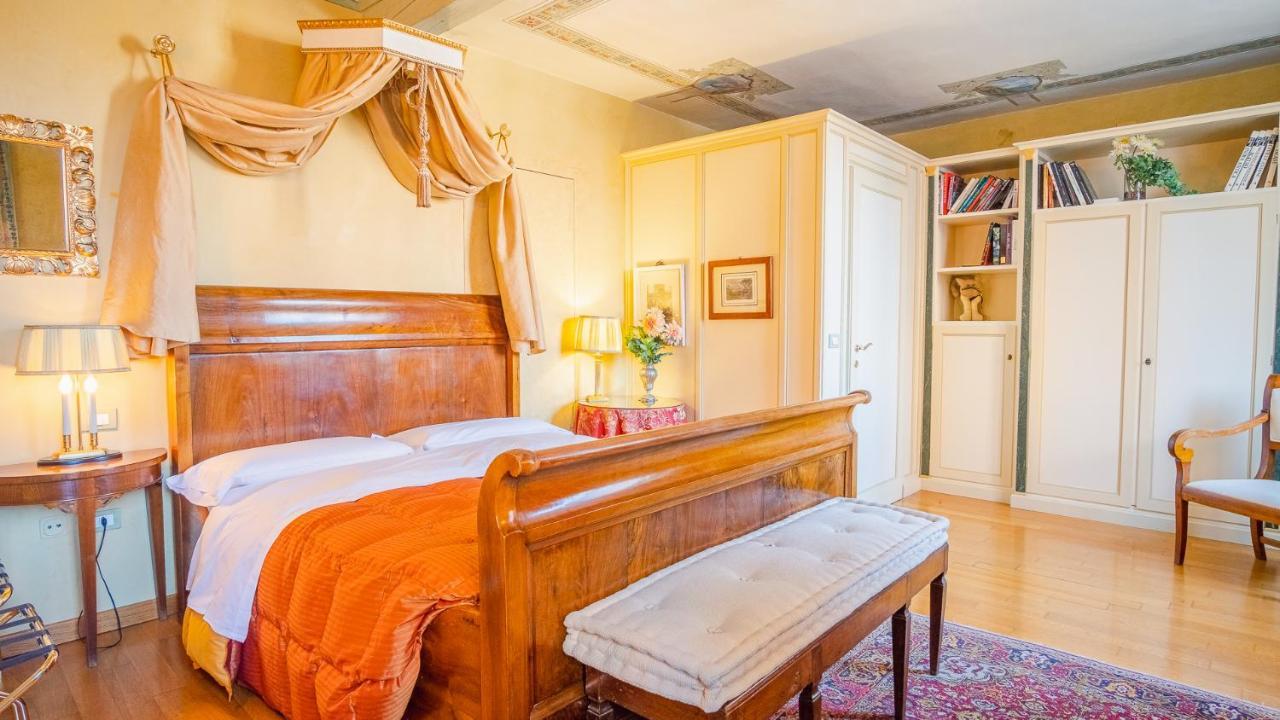 Doppelzimmer mit Stadtblick