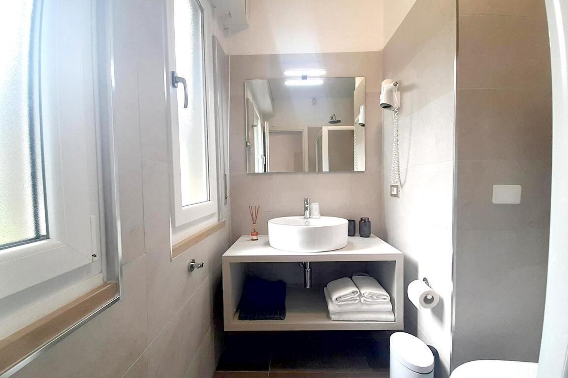 Standard Double or Twin Room with Garden View,1366404797:JPEG