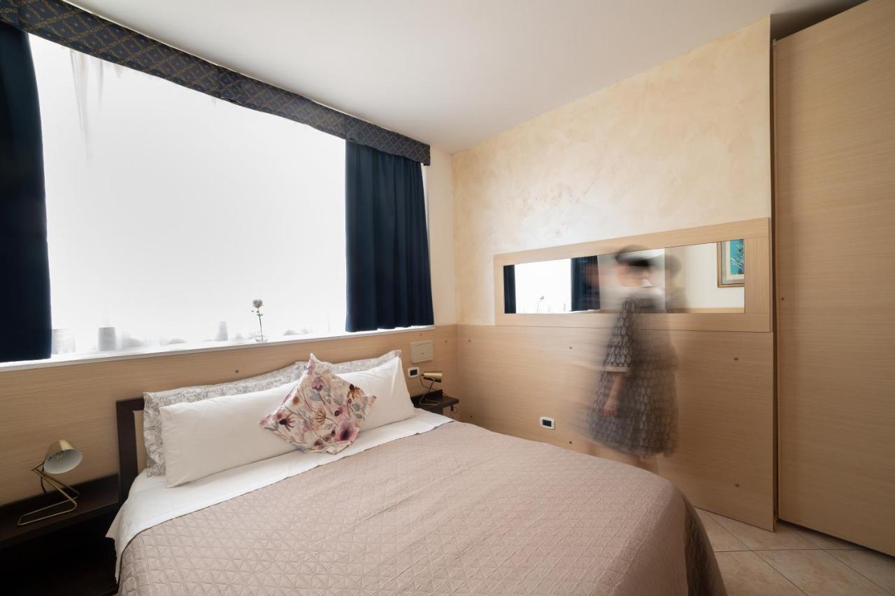Double Room,1398872321:JPEG