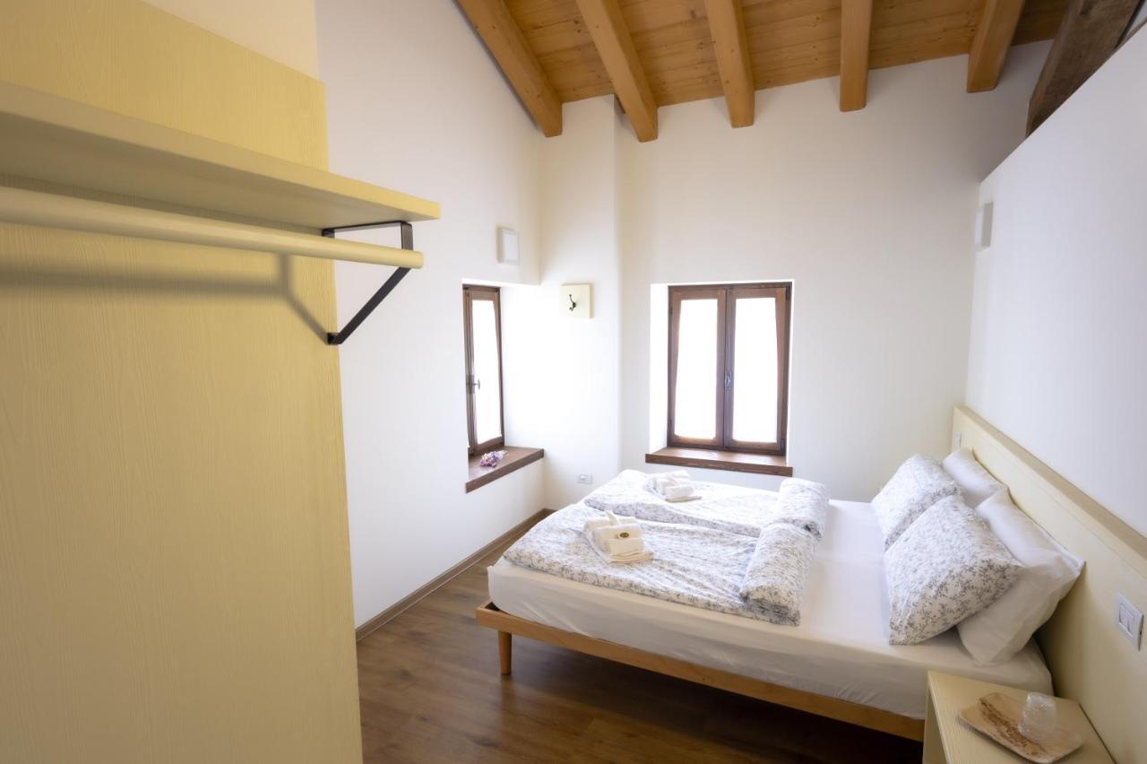 Camera Matrimoniale/Doppia con Letti Singoli con Bagno Privato