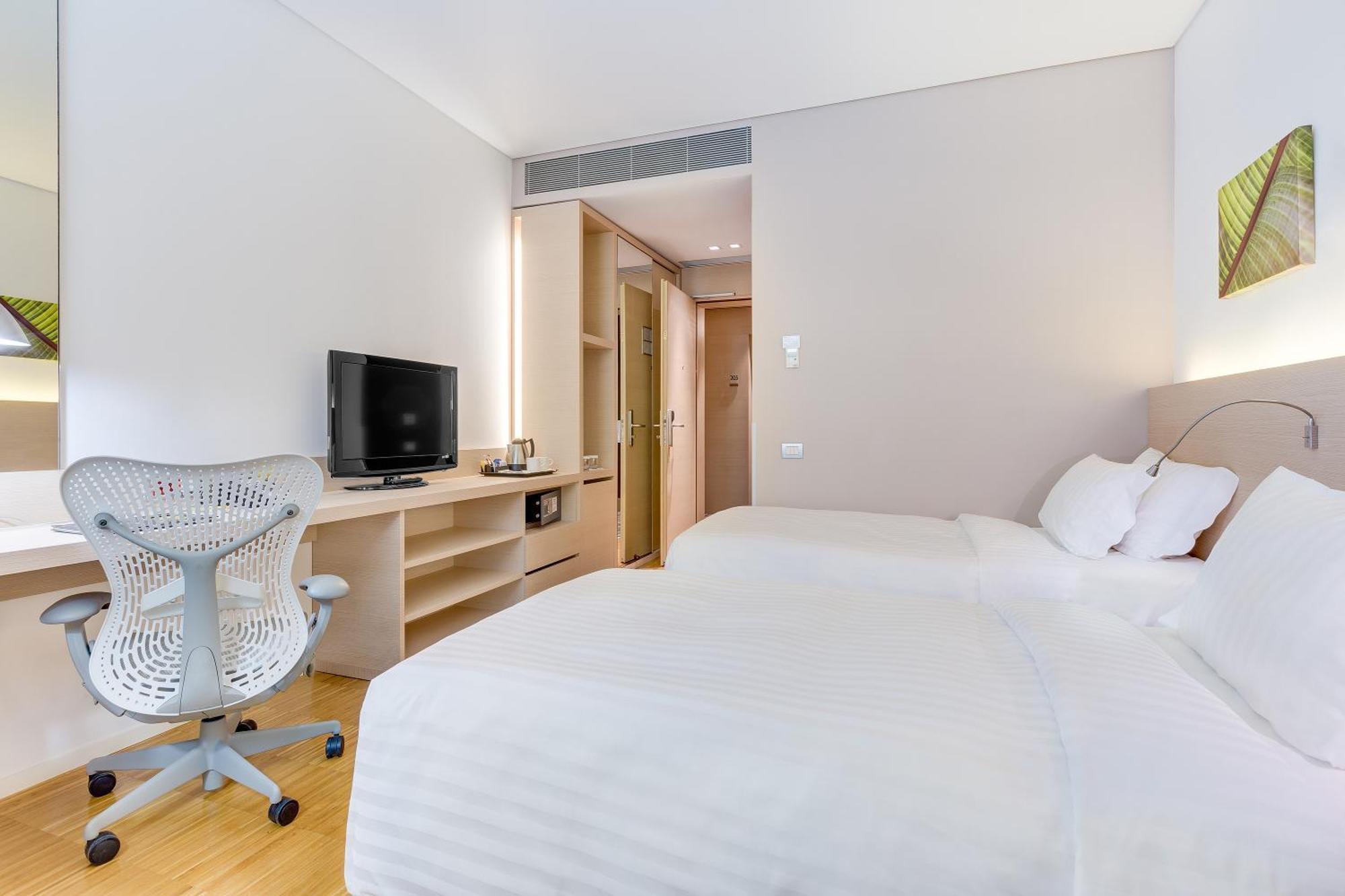 Queen Room with Two Queen Beds,1433500711:JPEG