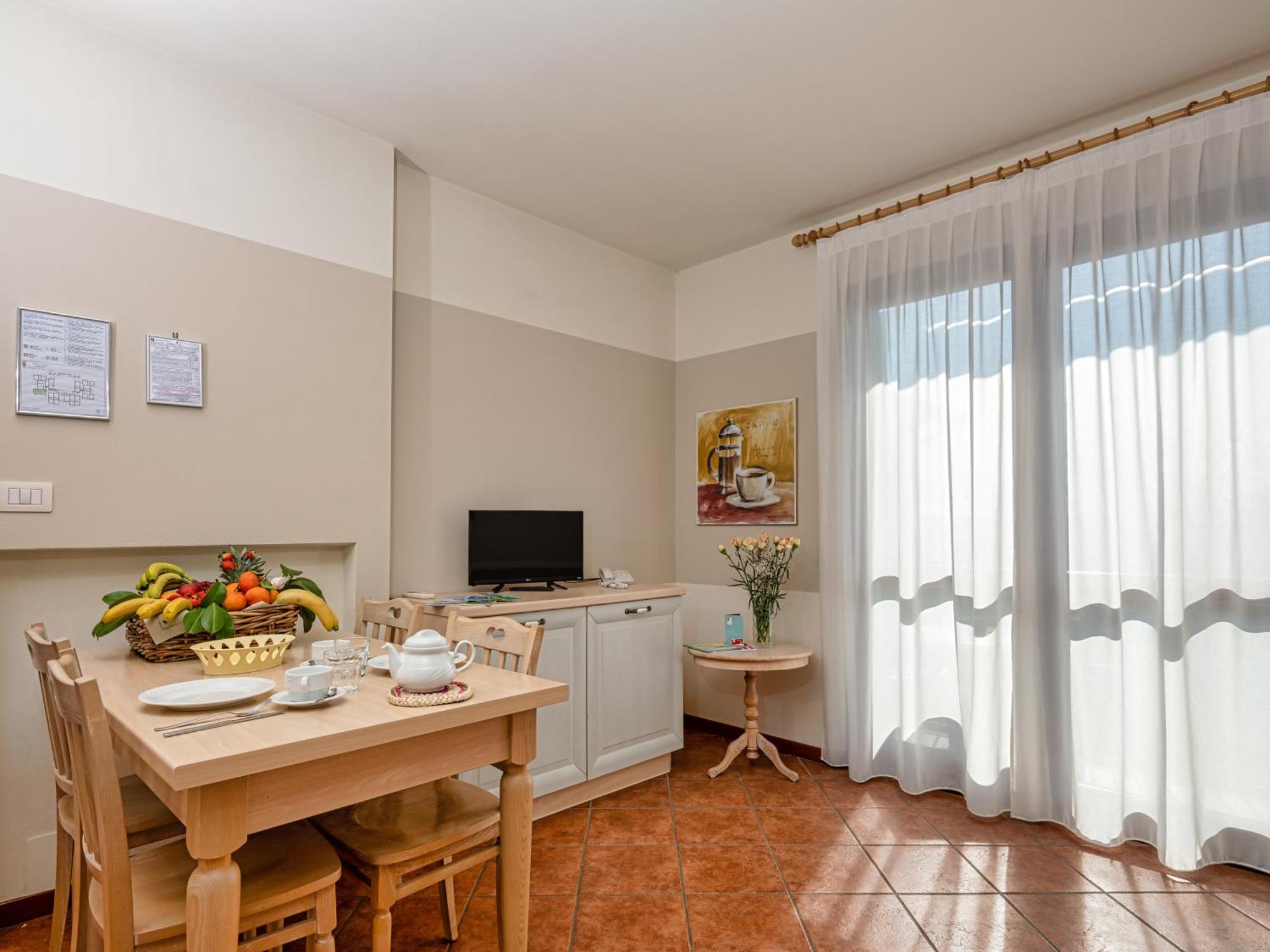 Economy One-Bedroom Apartment (2 People)