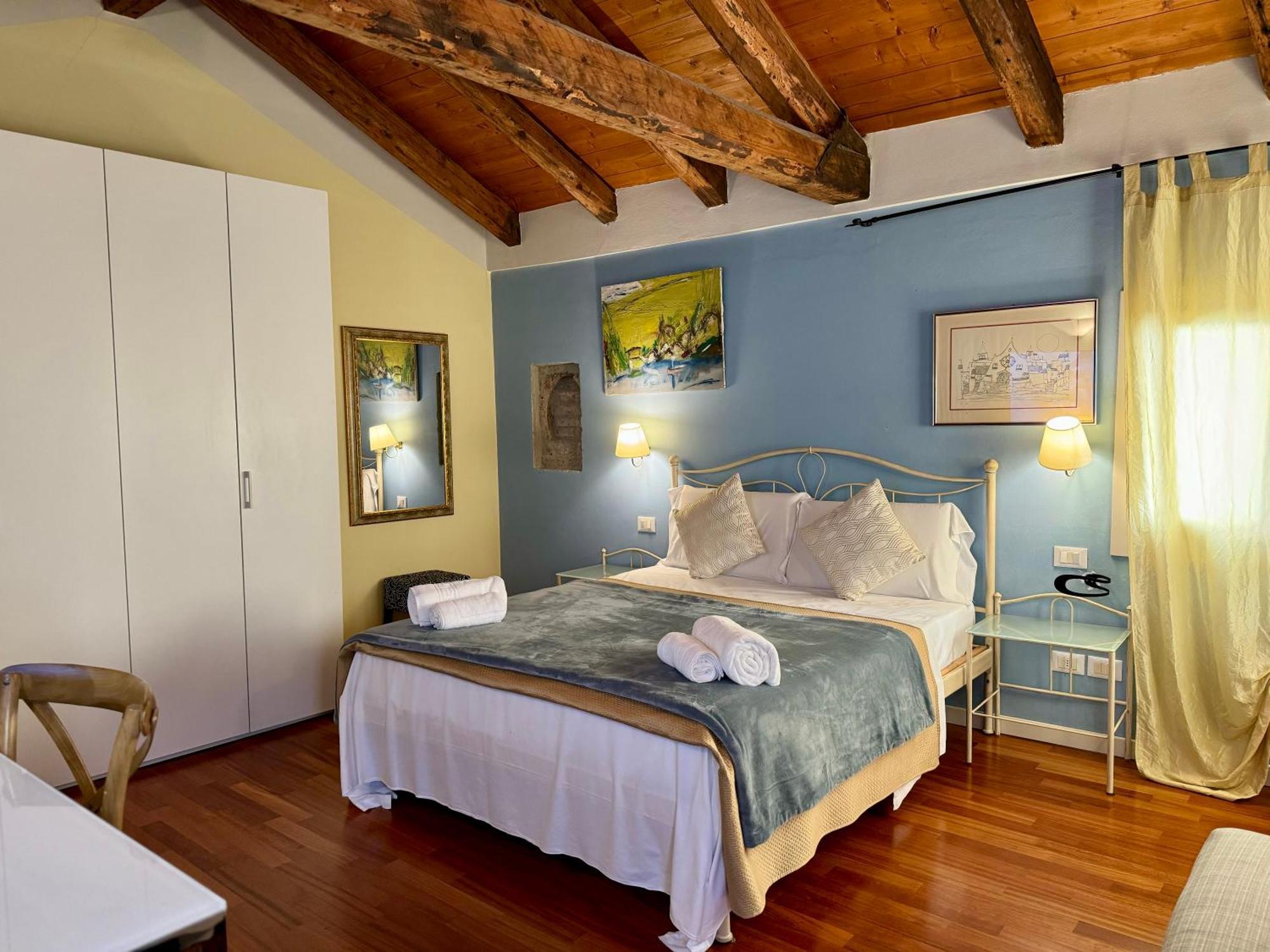 Quarto Deluxe com Cama Queen-size