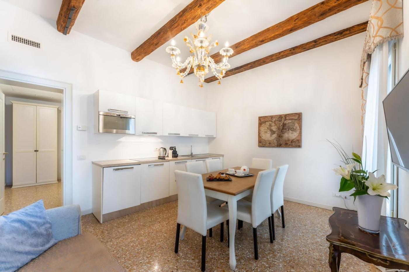 Apartamento Superior de 3 dormitorios con terraza - 2 niveles