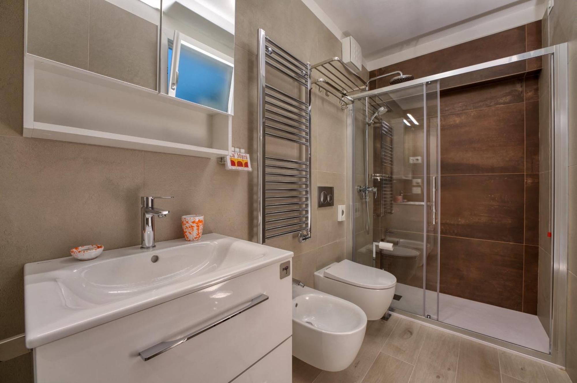 Apartment,1594142355:JPEG