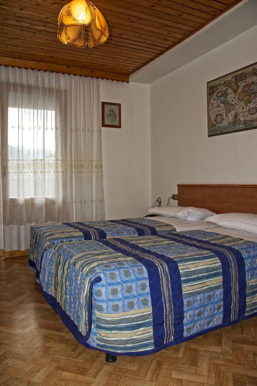 Triple Room,201020680:JPEG