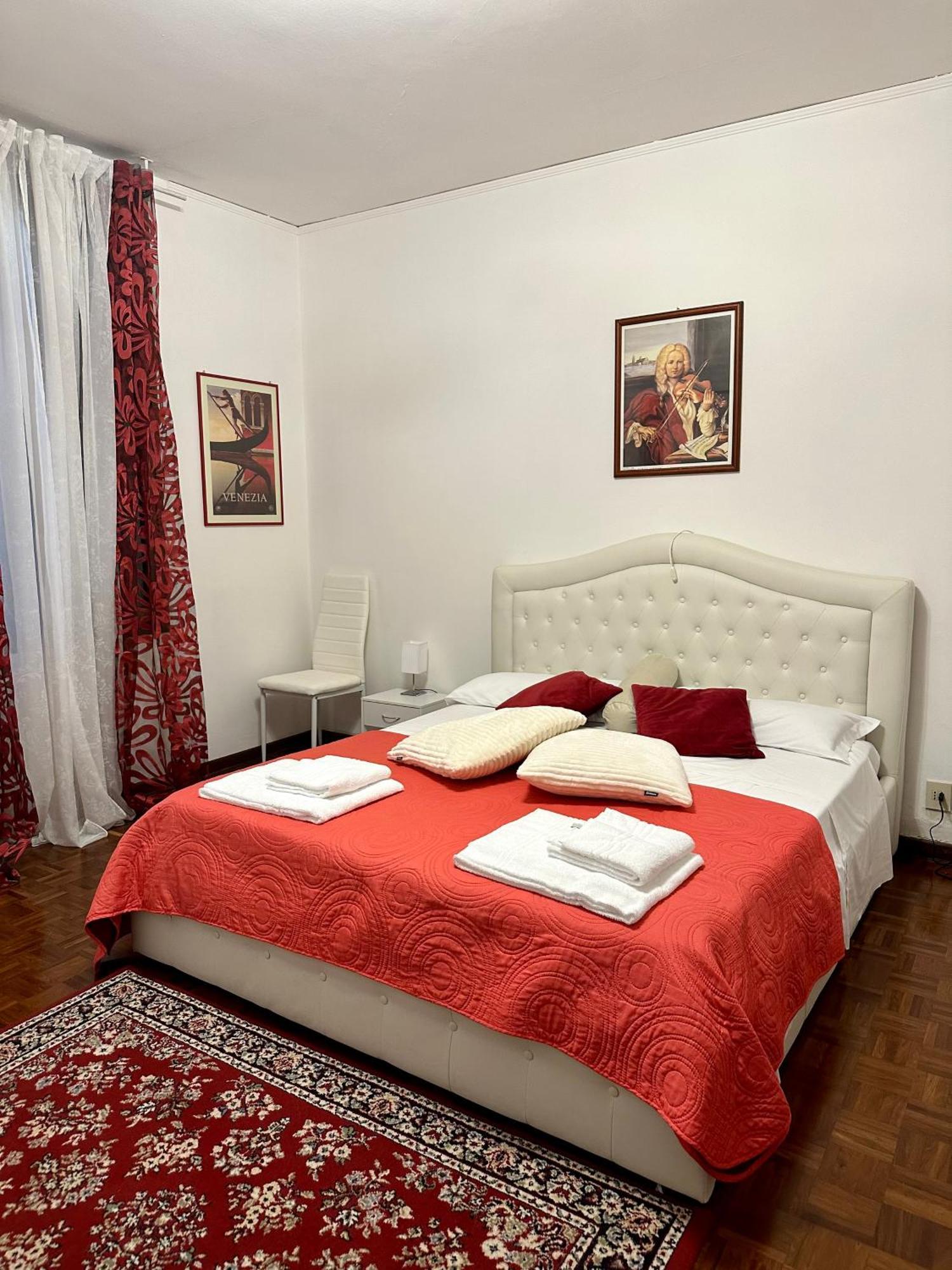 Superior Queen Room